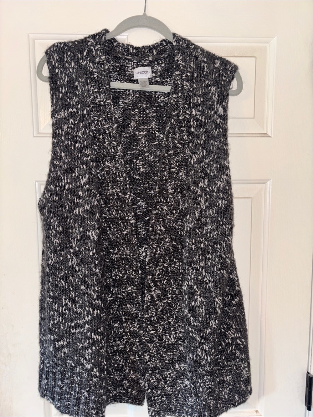 Chico's Black & White Marled Open-Front Knit Vest